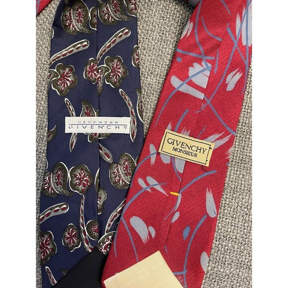 Set of 2 Givenchy Ties - Picture 2 of 4
